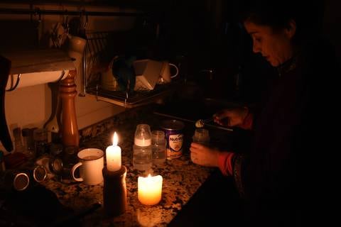 Horarios de cortes de luz en Los Ríos para este sábado, 20 de abril