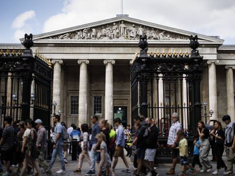 Museo Británico despidió a arqueólogo que durante varios años habría robado piezas de oro y piedras semipreciosas