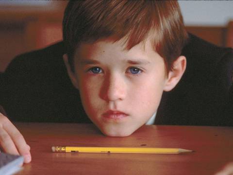 Así luce el niño protagonista de la cinta “El Sexto Sentido”: Reapareció 22 años después del estreno del film