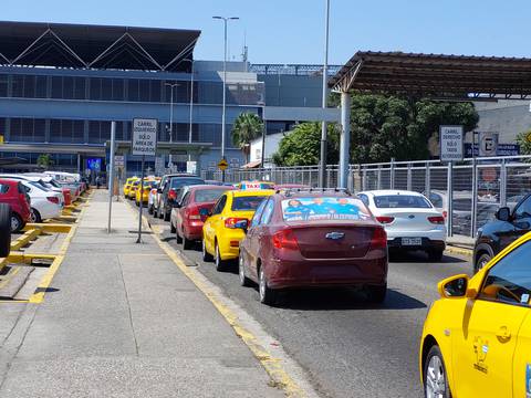 Estas son las exoneraciones en pago de estacionamiento para usuarios que hagan compras en terminal terrestre 