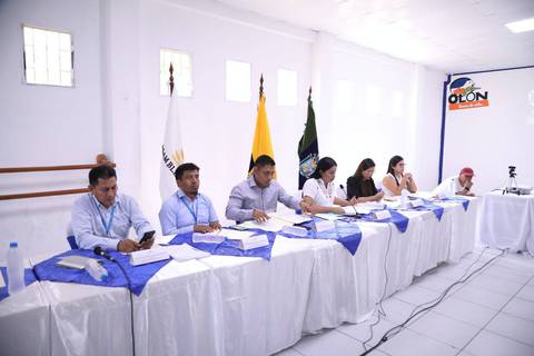 Alcaldesa de Santa Elena aseguró que no se han dado permisos de construcción en Olón a Vinazin S. A. ni tampoco para el cerramiento de predios