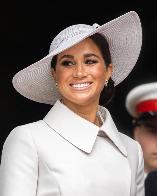  Se filtran fotografías de Meghan Markle sin maquillaje y con el cabello rizado  En las imágenes se cuelan el pequeño Archie y su madre Doria