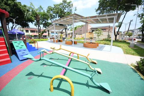 Áreas para pícnic y máquinas biosaludables: nuevos espacios en dos parques de la sexta etapa de la Alborada
