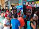 Promociones y activaciones se dan afuera de las librerías de Guayaquil para compra de útiles escolares a horas del inicio de clases en la Costa   