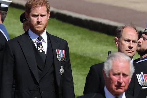 Príncipe Harry aterrizará hoy en Reino Unido para reencontrarse con su padre, el rey Carlos, diagnosticado con cáncer: ¿el fin de la ruptura familiar?