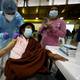 Casos de coronavirus en Ecuador, al miércoles 28 de abril: 377.662 confirmados, 18.470 fallecidos y 210.224 vacunados