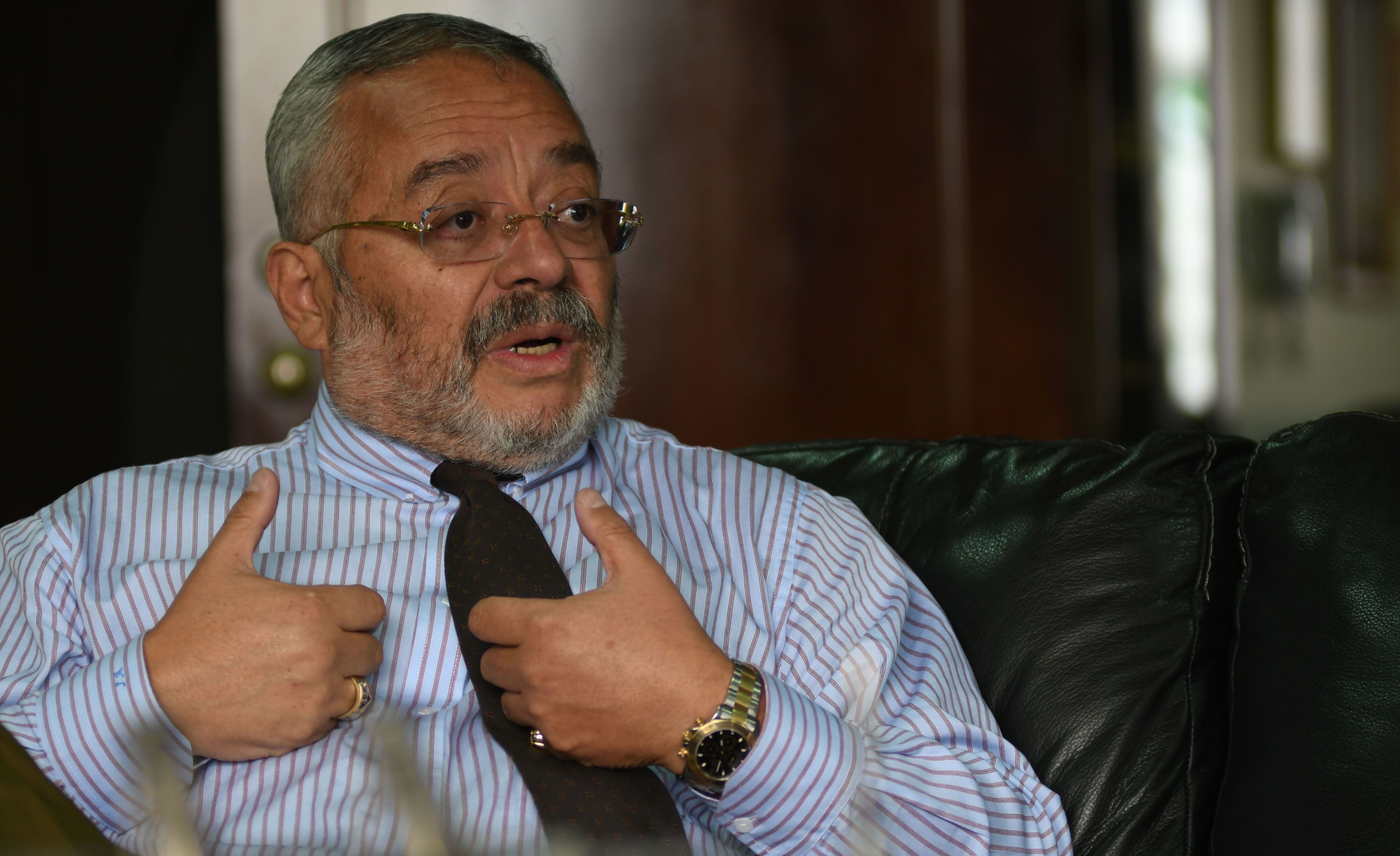 Estados Unidos revoca visa a Jorge Acosta, expresidente del Tribunal Supremo Electoral y quien ha sido abogado de varias figuras públicas