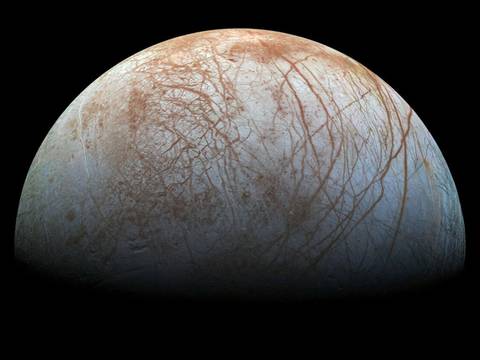 La corteza de hielo de la luna Europa superar los 20 km. de espesor, indica estudio