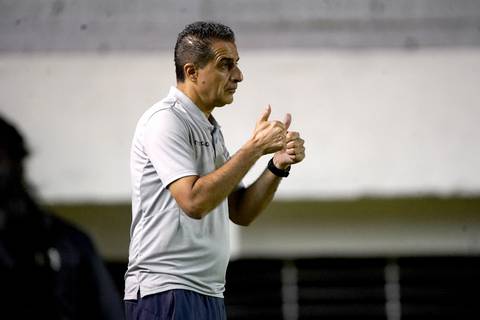Técnico de Independiente del Valle, Renato Paiva, contagiado con COVID-19