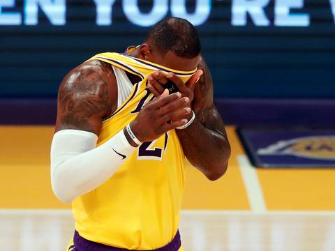 LeBron James y los Lakers se quedan en primera ronda de los playoffs al caer 4-2 ante los Suns
