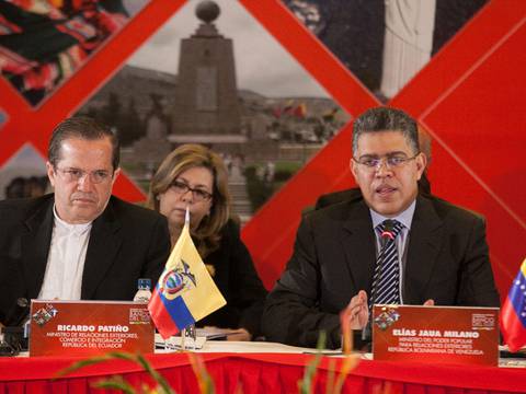 Ministros de Finanzas de 6 países suramericanos estructuran Banco del Sur