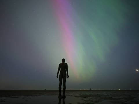 Tormenta solar ‘extrema’ genera espectaculares auroras polares 