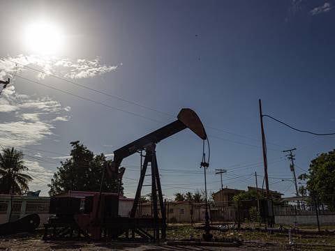 El petróleo de Texas subió a $ 113,72 un día después de ceder más de   un 12 %
