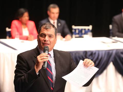 Sin dar fecha, presidente Rafael Correa dijo que insistirá en leyes de Herencias y Plusvalía
