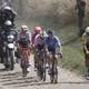 Simon Clarke se impone en la etapa de pavés del Tour de Francia; Wout van Aert sigue líder