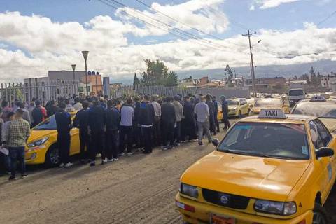 Tres hombres reciben sentencia de seis años de prisión por robo a taxista en Ambato