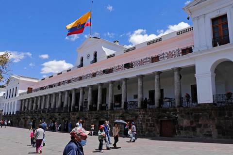 La calificación de deuda de Ecuador está otra vez en la mira por nuevo panorama: menos petróleo y Asamblea “fragmentada”