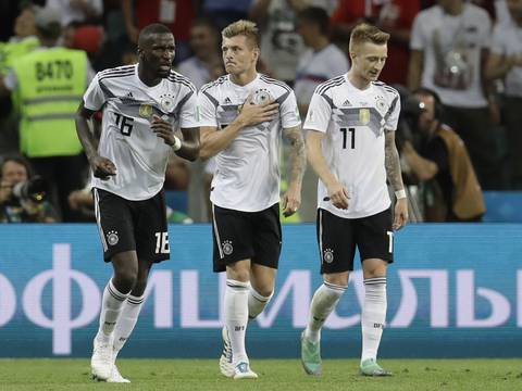 Toni Kroos critica la renuncia de Özil a la selección alemana