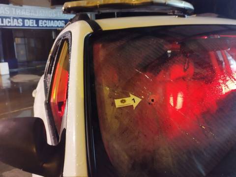 En Esmeraldas, sujetos secuestraron a dueño de pizzería y se enfrentaron a bala con policías