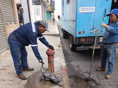 19 barrios de Calderón, en el norte de Quito, amanecieron sin agua 