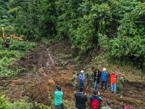 Gobierno construirá una vía de servicio de emergencia que comunicará Quito con Lago Agrio en el sector Piedra Fina
