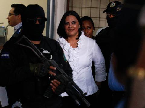 Justicia hondureña condena por corrupción a esposa del expresidente Porfirio Lobo