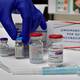 Pfizer y Moderna suben los precios de sus vacunas contra el coronavirus en Europa