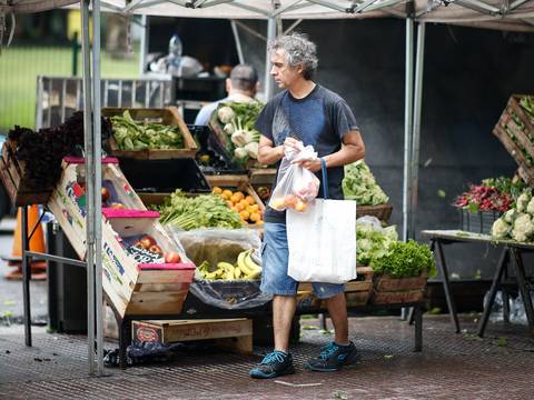 Estas son las verduras y frutas con más magnesio que te ayudan a prevenir la osteoporosis, regulan el azúcar en sangre y aportan energía 