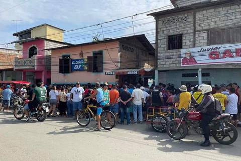 Tres mujeres y un hombre fueron atacados a bala en el interior de local de comidas del cantón Pedro Carbo
