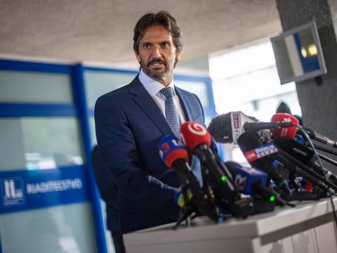 Ministro eslovaco continúa “muy grave” tras ser operado por segunda vez