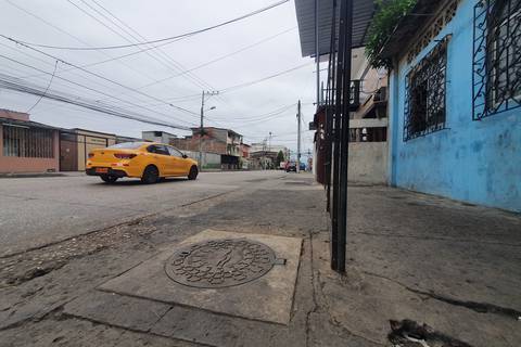 Un hombre murió y una adolescente quedó herida en ataque en el Suburbio de Guayaquil