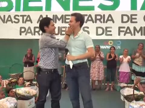 Gobernador de Chiapas envuelto en polémica por bofetada a asistente