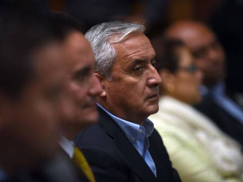 En Guatemala ordenan nuevo juicio al expresidente Otto Pérez Molina