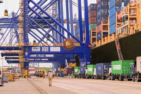 En 17 años de operaciones el Terminal Portuario de Guayaquil movilizó 4,5 millones de contenedores e invirtió $ 163 millones 