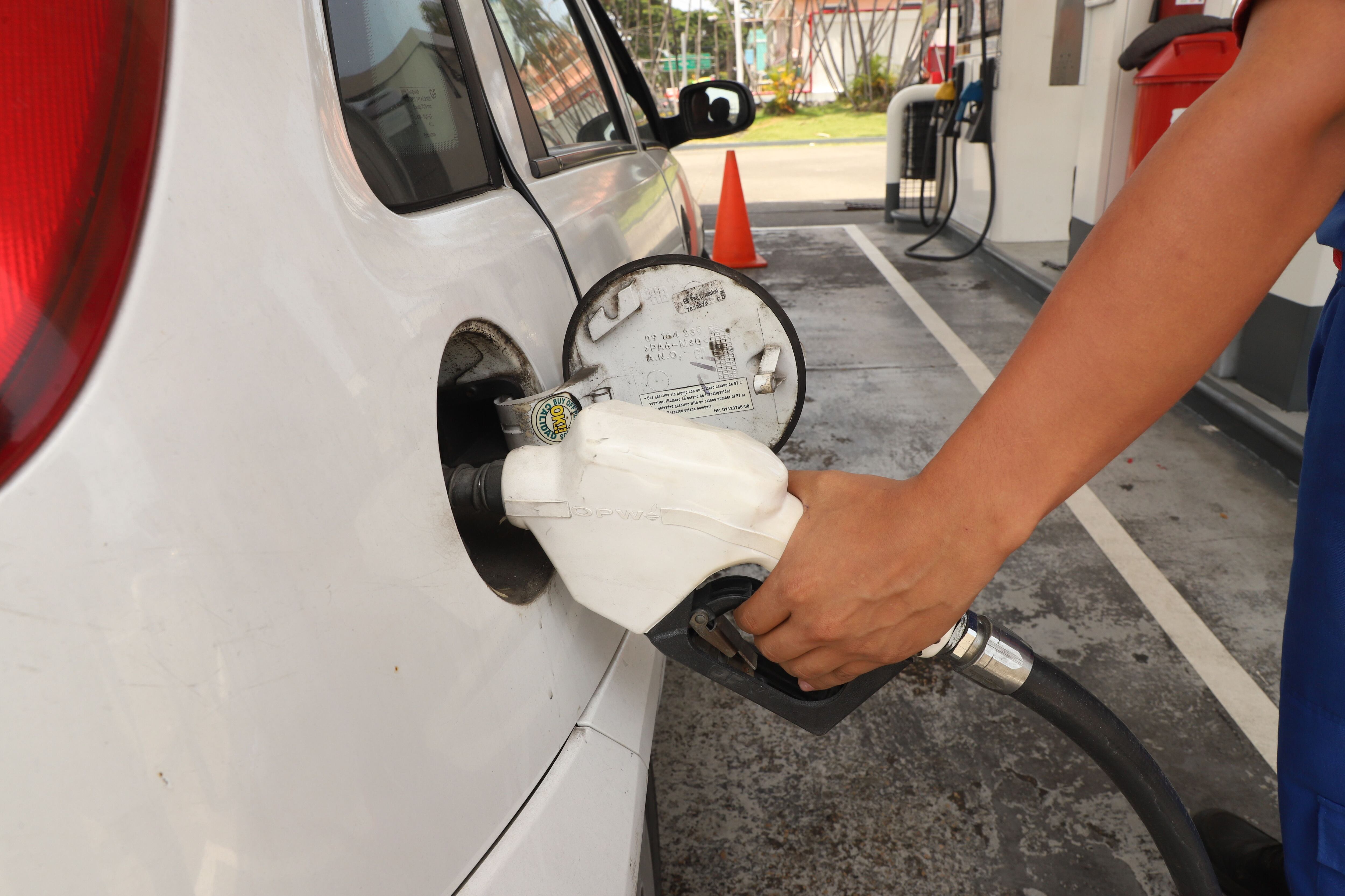 Comercialización de gasolina súper prémium 95 se retrasa hasta la cuarta semana de octubre
