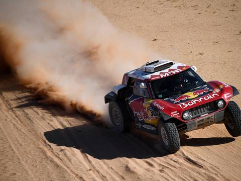 Sainz gana la 5ta etapa del Dakar pero no se confía con la ventaja de 6 minutos sobre Al-Attiyah