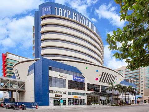 Tras su cambio de marca en 2021, el Tryp by Wyndham Guayaquil presentó oficialmente su imagen y espacios renovados