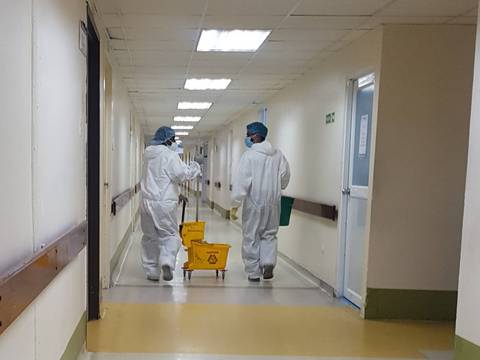 IESS admite irregularidades en proceso de contratación para la limpieza del hospital Teodoro Maldonado Carbo