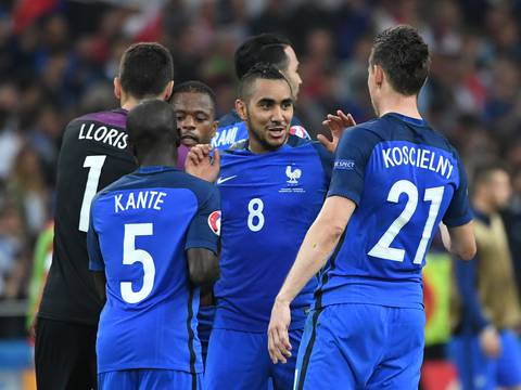 Francia, primer clasificado a los octavos de final de la Eurocopa