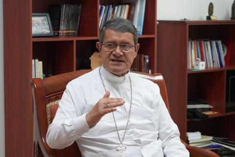 Monseñor Luis Cabrera, presidente de la Conferencia Episcopal: El presidente Noboa debe dialogar directamente con la gente, sin intermediarios que llevan y traen noticias inexactas