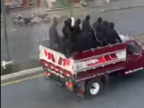 Una caravana de hombres encapuchados inquietó a moradores de Mocache
