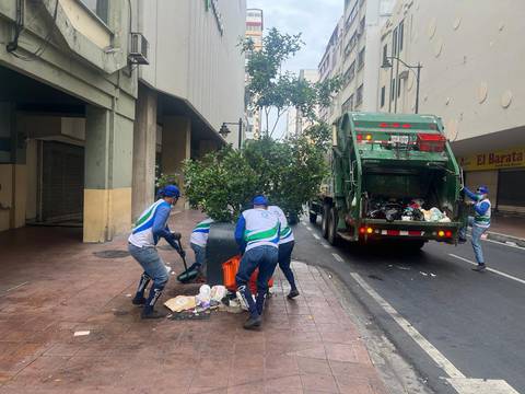 Urvaseo retoma el servicio de recolección de desechos en Guayaquil