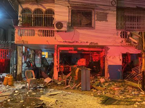 Explosión causa daños en predios y vehículos en La Pradera, en el sur de Guayaquil