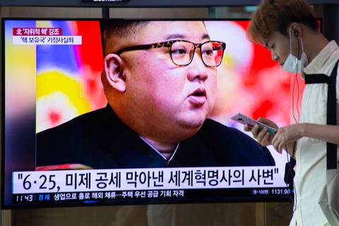 Televisión de Corea del Norte emite imágenes del lanzamiento del satélite espía que inquieta a su vecino del sur