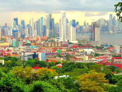 Tres opciones internacionales para el feriado: Panamá, Santa Marta y República Dominicana