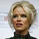 Pamela Anderson se divorcia de su cuarto esposo después de un año de matrimonio