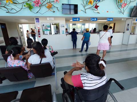 Cambios en el hospital Luis Vernaza para repotenciar especialidades e incrementar atención de pacientes