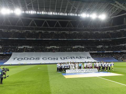 En el partido entre Real Madrid y Real Sociedad, ambos conjuntos mostraron su apoyo a Ucrania