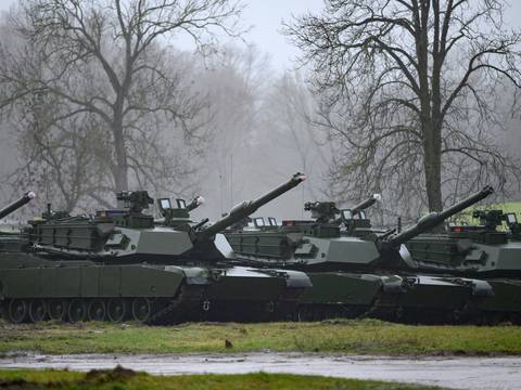 Ucrania recibe los primeros tanques Abrams de Estados Unidos