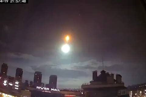 La alarma antiaérea se prendió en Kiev por objetivo brillante en el cielo que resultó ser un satélite de la NASA en caída libre